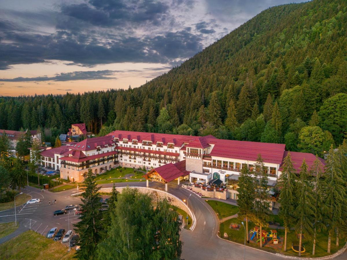 Ana Hotels Sport Пояна Брашов Екстериор снимка