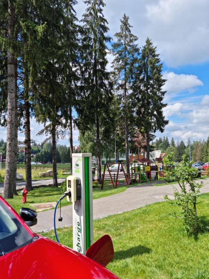 Ana Hotels Sport Пояна Брашов Екстериор снимка