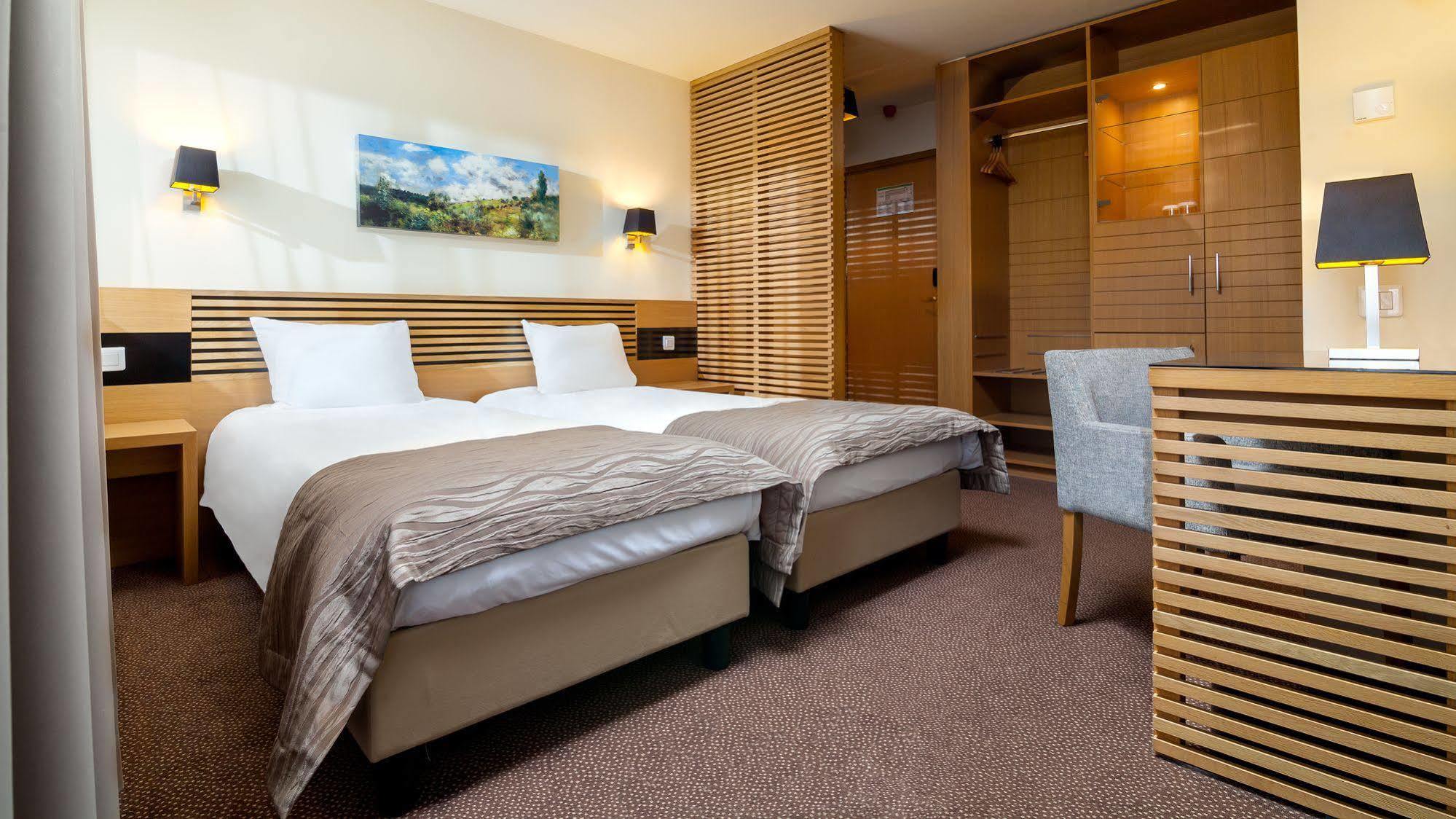 Ana Hotels Sport Пояна Брашов Екстериор снимка
