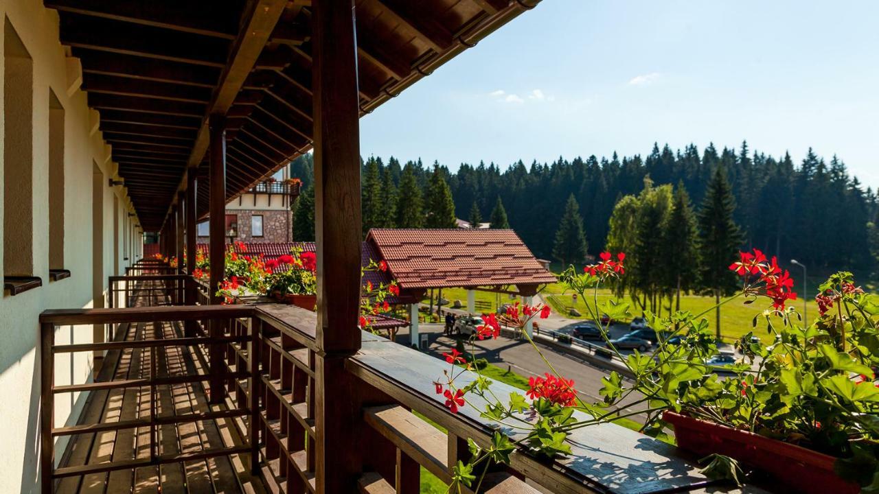 Ana Hotels Sport Пояна Брашов Екстериор снимка